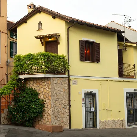 Holiday home La Casa Dei Girasoli Colonna